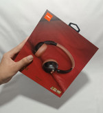 هدفون بلوتوث MOXOM مدل MX-WL90 – صدای قدرتمند، طراحی مدرن، مناسب موسیقی و گیمینگ